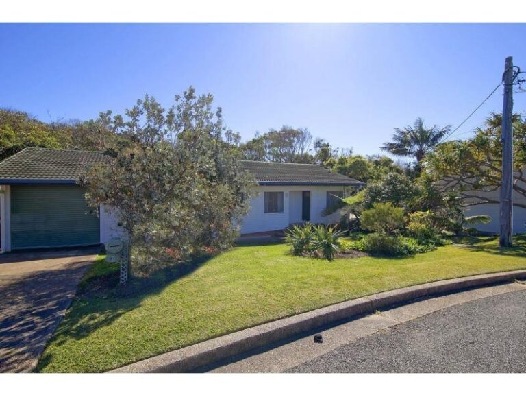 Sold - 6 Sapphire Crescent - New Property in Sapphire Beach - Real Estate by McGrath Coffs