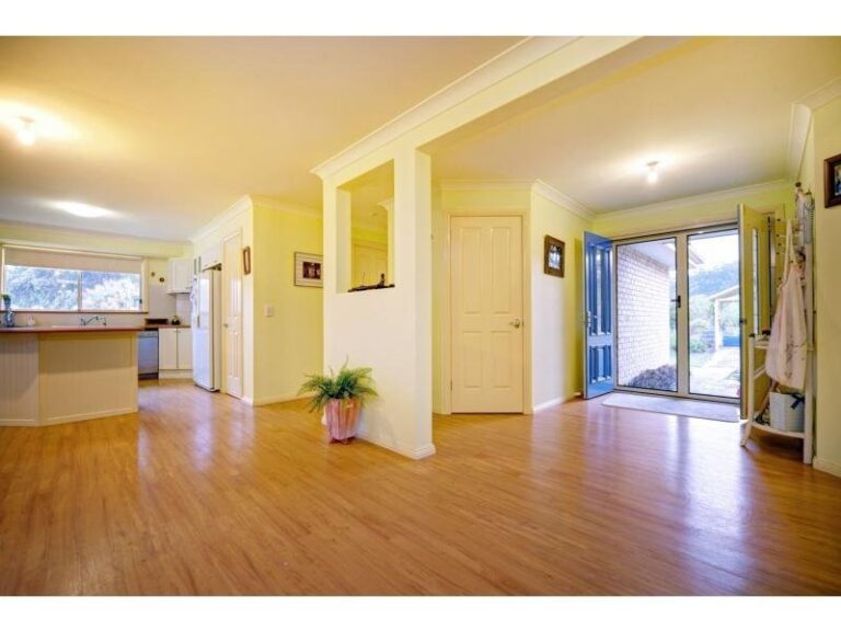 Sold - 52 Palm Grove Place - New Property in MOONEE BEACH - Real Estate by McGrath Coffs