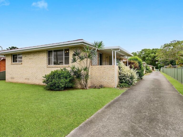 1/75 West High Street, Coffs Harbour
