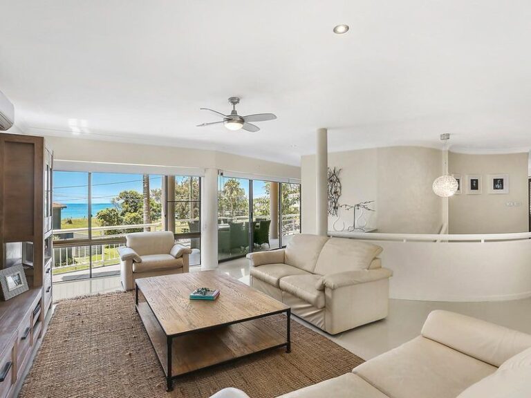 14 Emerald Avenue, Sapphire Beach