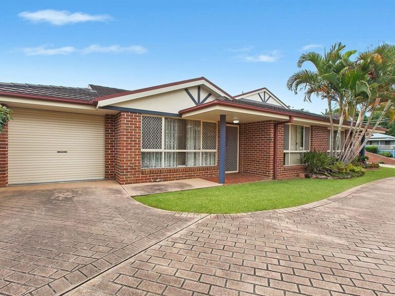 2/7 Gundagai Place, Coffs Harbour