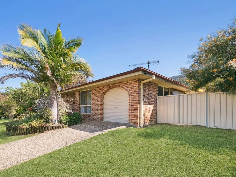 7 Merino Drive, Coffs Harbour