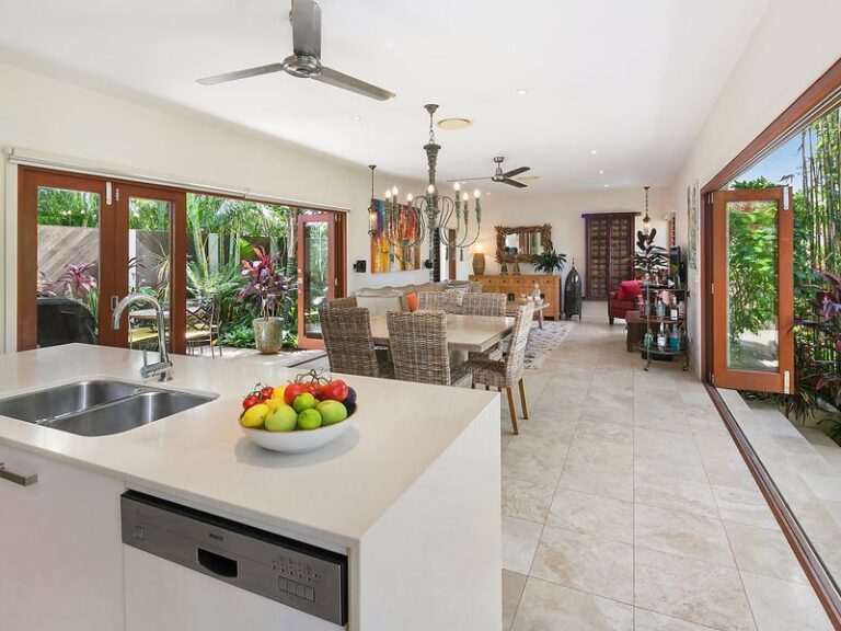 Sold - 6 San Simeon Circuit - New Property in SAPPHIRE BEACH - Real Estate by McGrath Coffs
