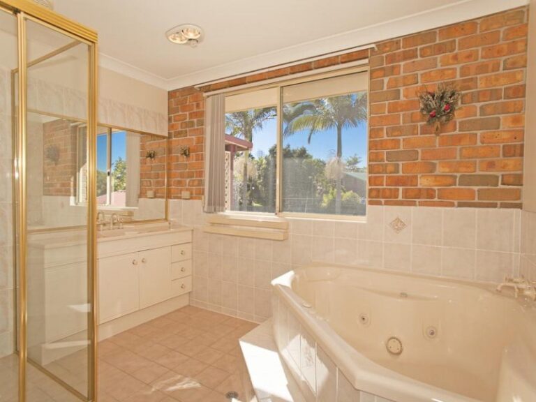 Sold - 8 Borrowdale Crescent - New Property in BOAMBEE EAST - Real Estate by McGrath Coffs