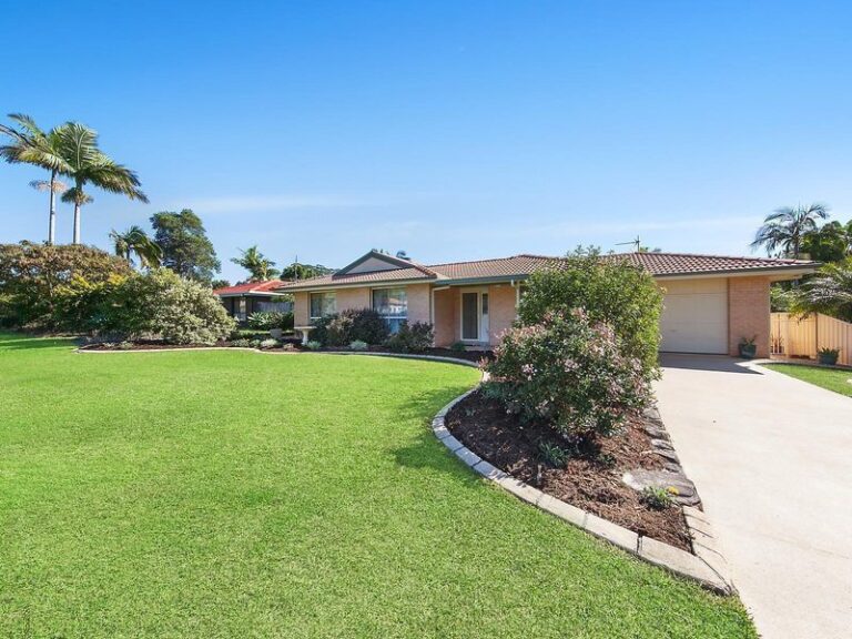 194 Linden Avenue, Boambee East