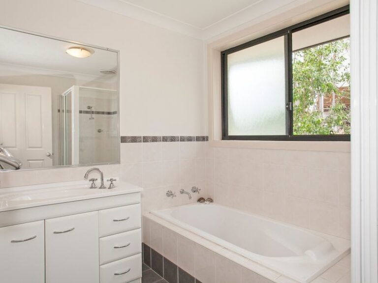 Sold - 12 Eckford Close - New Property in BOAMBEE EAST - Real Estate by Rebecca Harrington