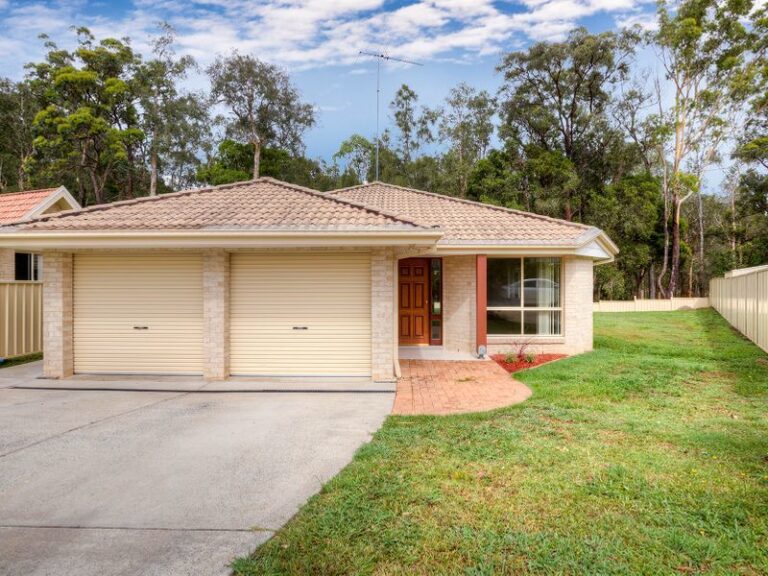 13 Julie Anne Court, Hyland Park