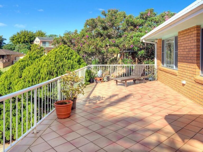 1 Glen Sheather Drive, Nambucca Heads