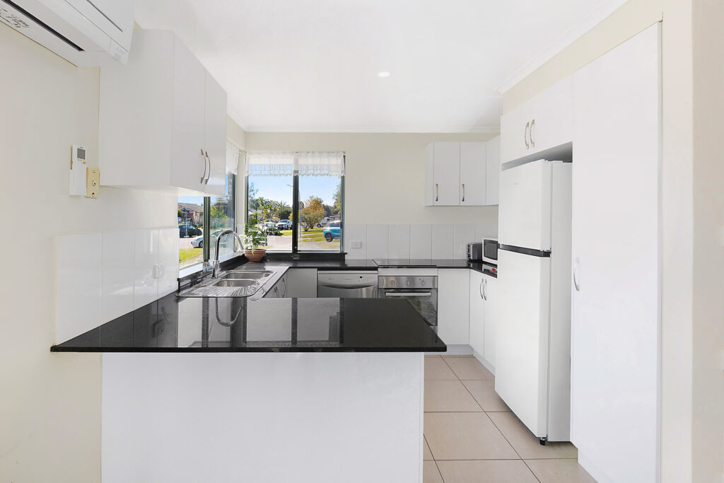 1&2/21 Eeley Close, Coffs Harbour