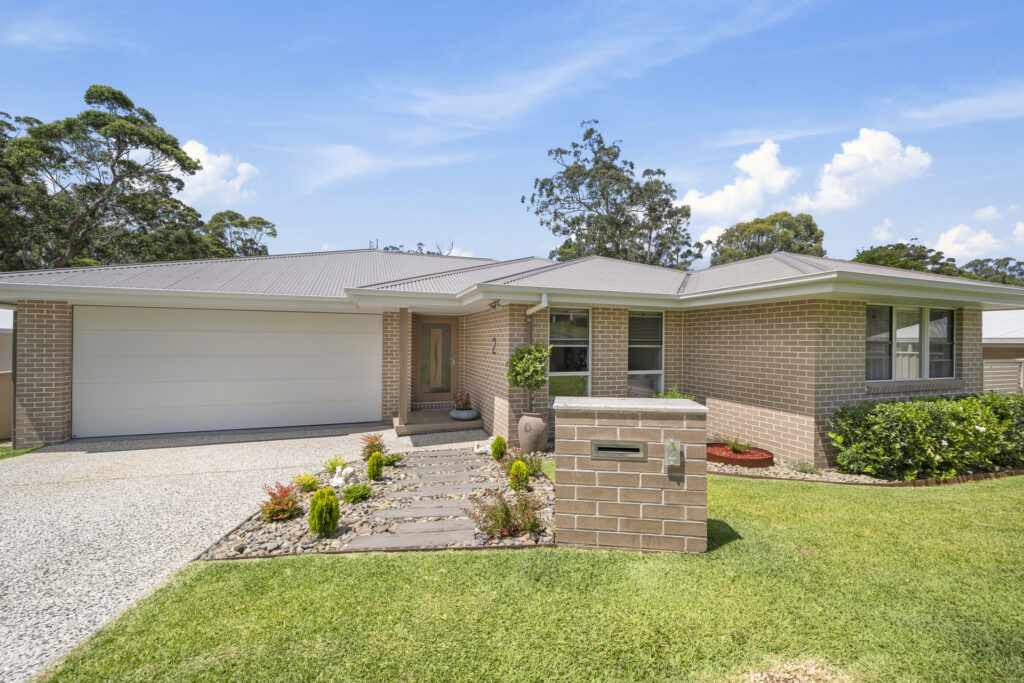 2 Bruce Taylor Circuit, Korora