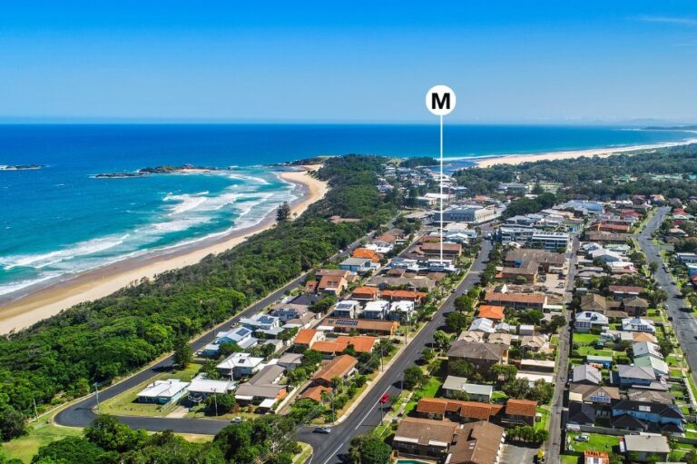 Sold - 2/82 First Avenue - New Property in Sawtell - Real Estate by Lana Burrows