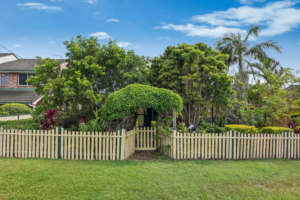 Sold - 39 Maple Road - New Property in Sandy Beach - Real Estate by Tom Coombes
