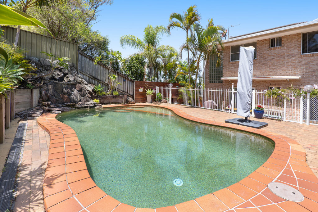 Sold - 2/17 Korora Bay Drive - New Property in Korora - Real Estate by Tom Coombes