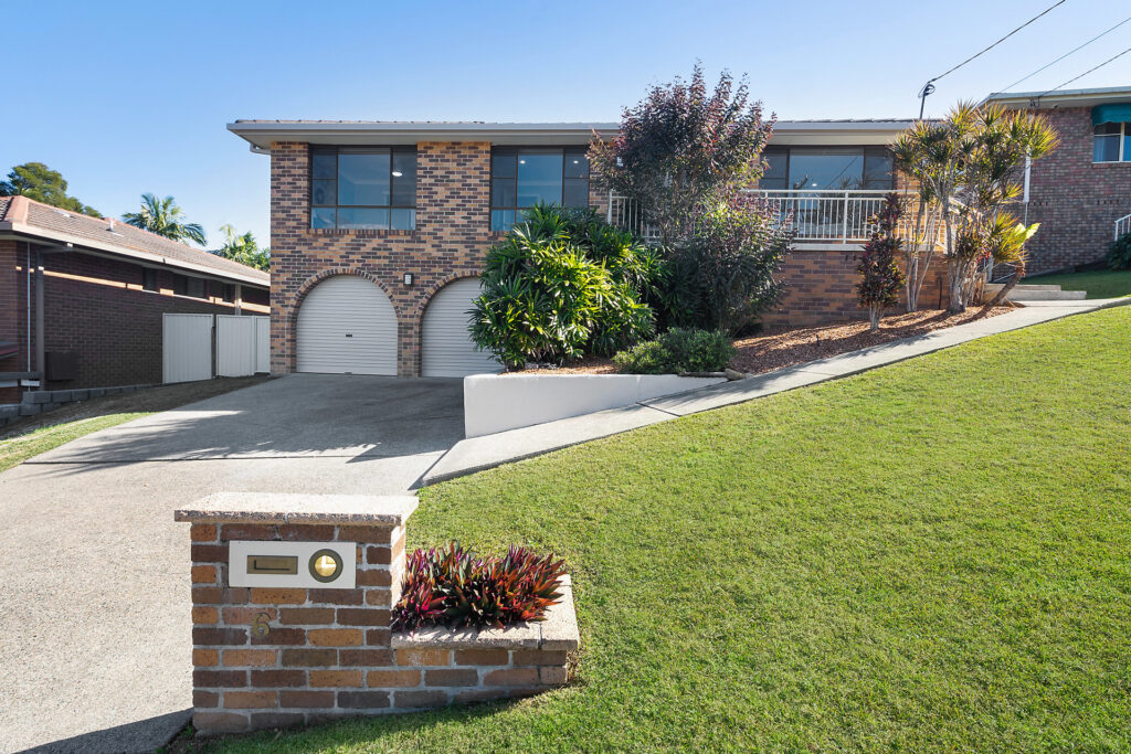 6 McGregor Close, Toormina