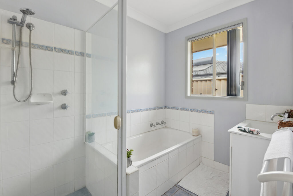 Sold - 5 Rosalee Close - New Property in Coffs Harbour - Real Estate by John Hall