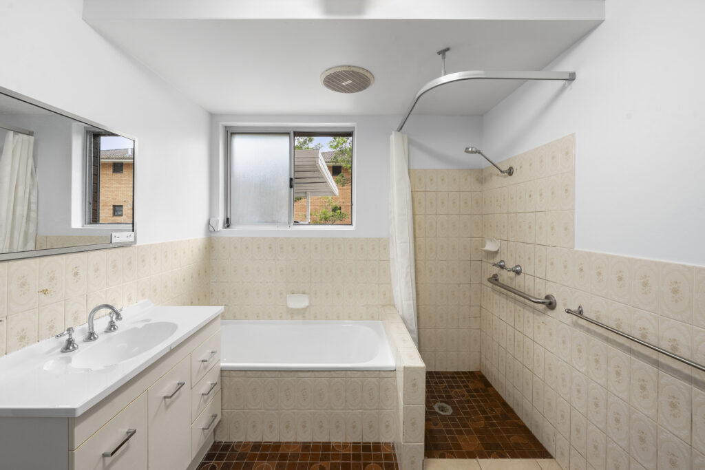 Sold - 2/12 Minorie Drive - New Property in Toormina - Real Estate by Shayne Long