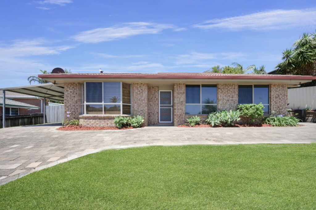 85 Linden Avenue, Boambee East