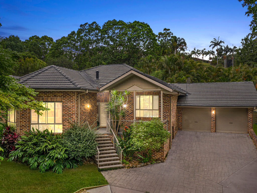 7 Banff Close, Boambee