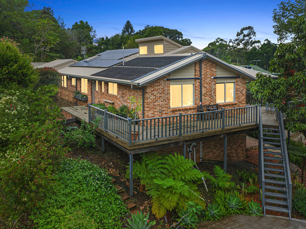 49 Ayrshire Park Drive, Boambee