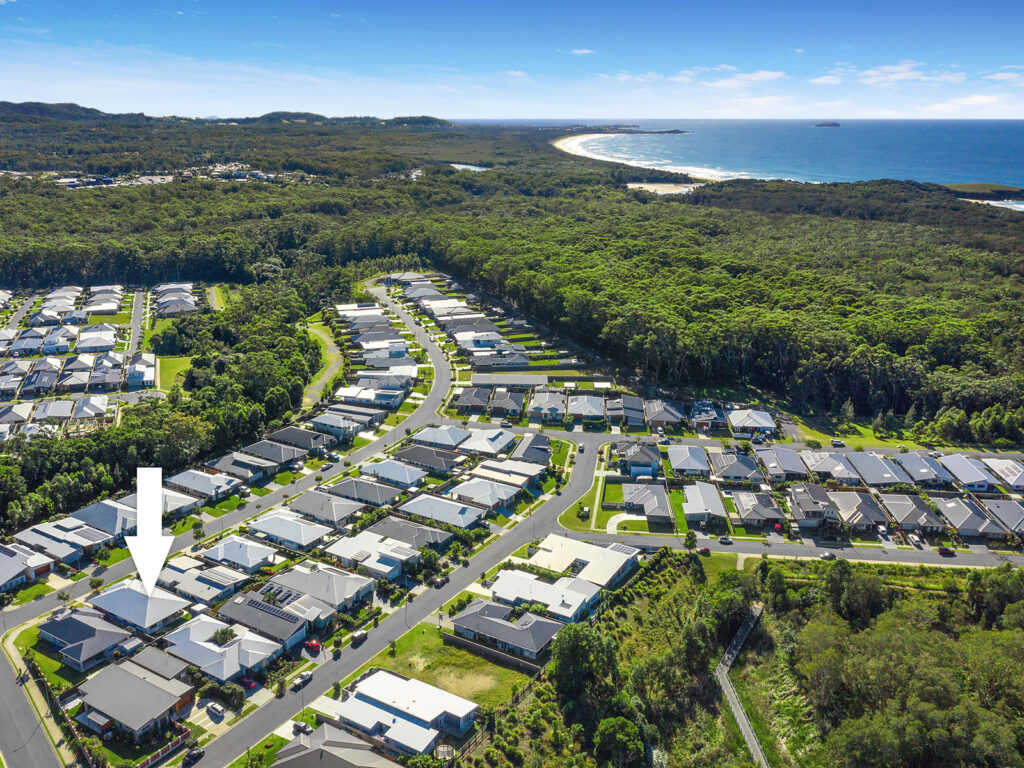 4 Watergum Close, Sapphire Beach