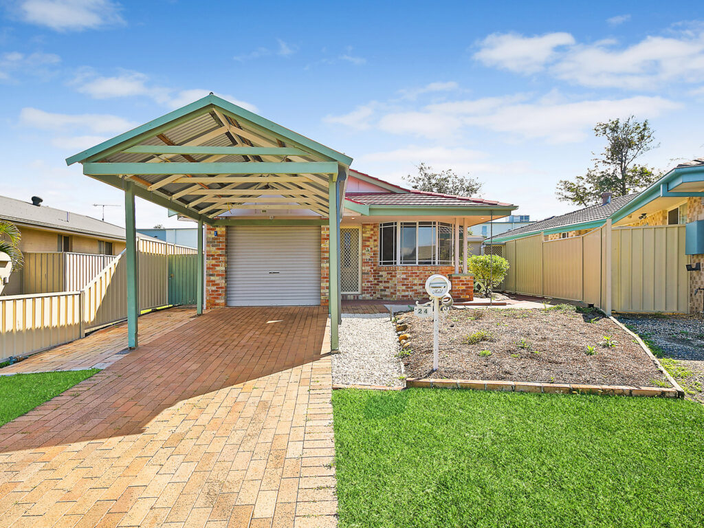 24 Fleming Close, Coffs Harbour