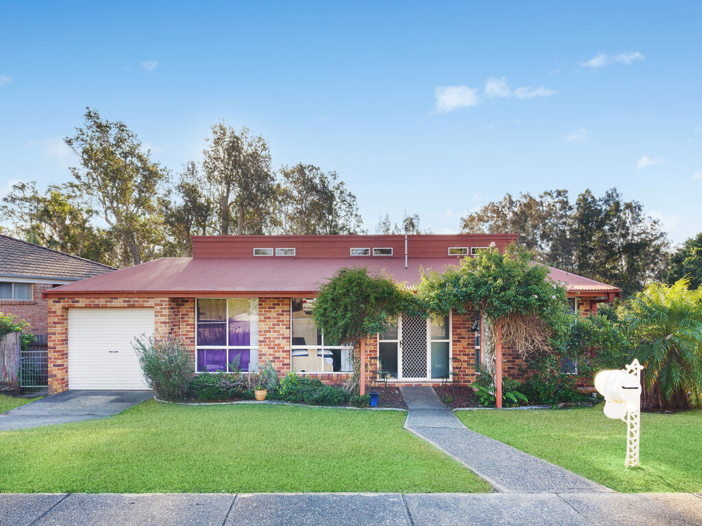 19 The Glen, Hyland Park