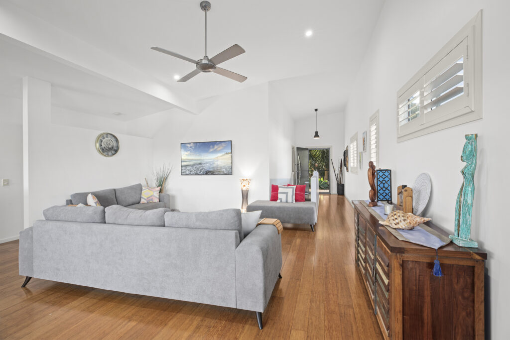 1/21 Ballantine Drive, Korora