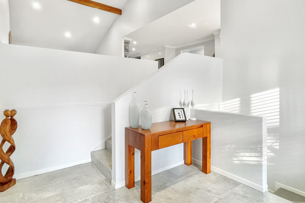 2/1 Sandy Beach Road, Korora