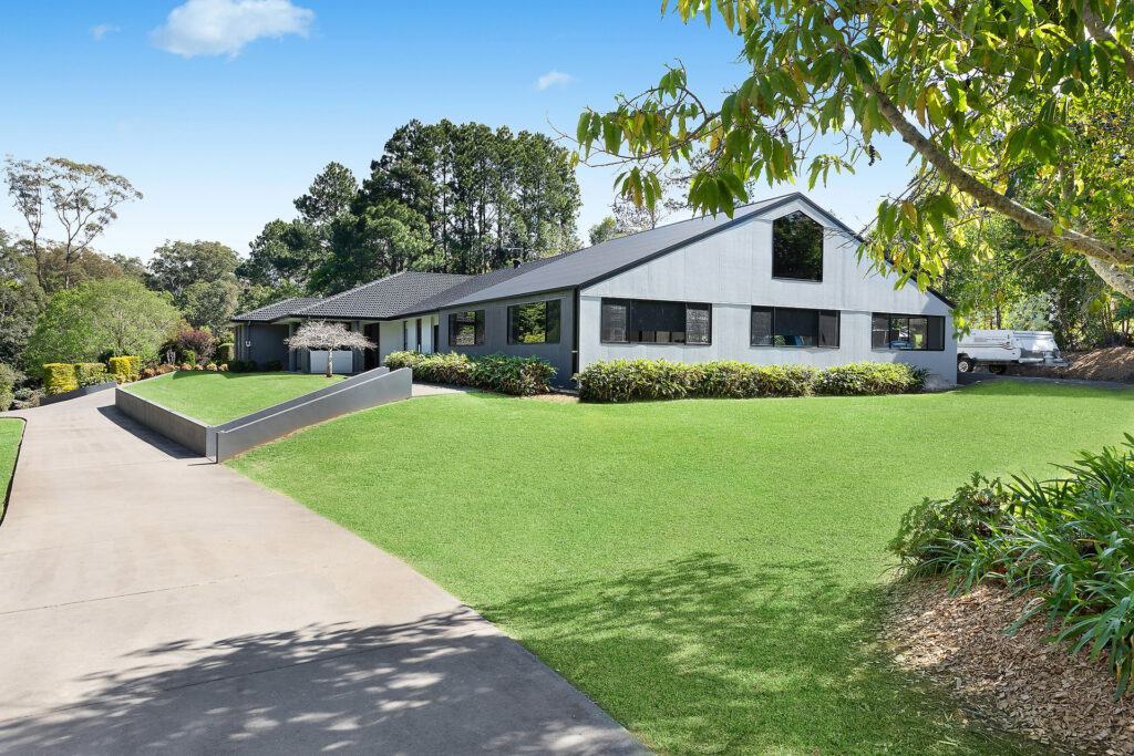 55 McAlpine Way, Boambee