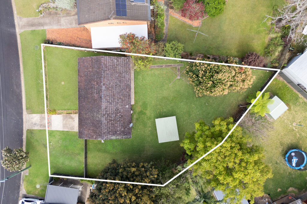 Sold - 27 Kintorie Crescent - New Property in Toormina - Real Estate by Shayne Long