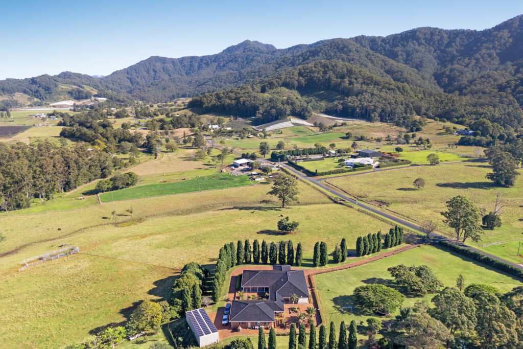 279 Crossmaglen Road, Bonville