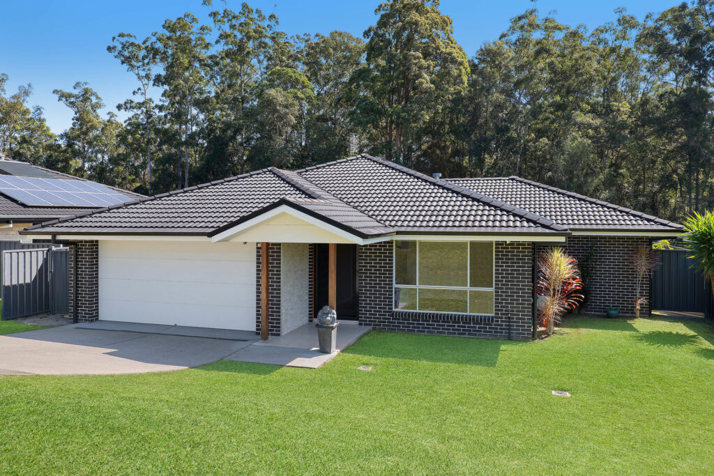 Sold - 4 Forest View Close - New Property in Bonville - Real Estate by Rebecca Harrington