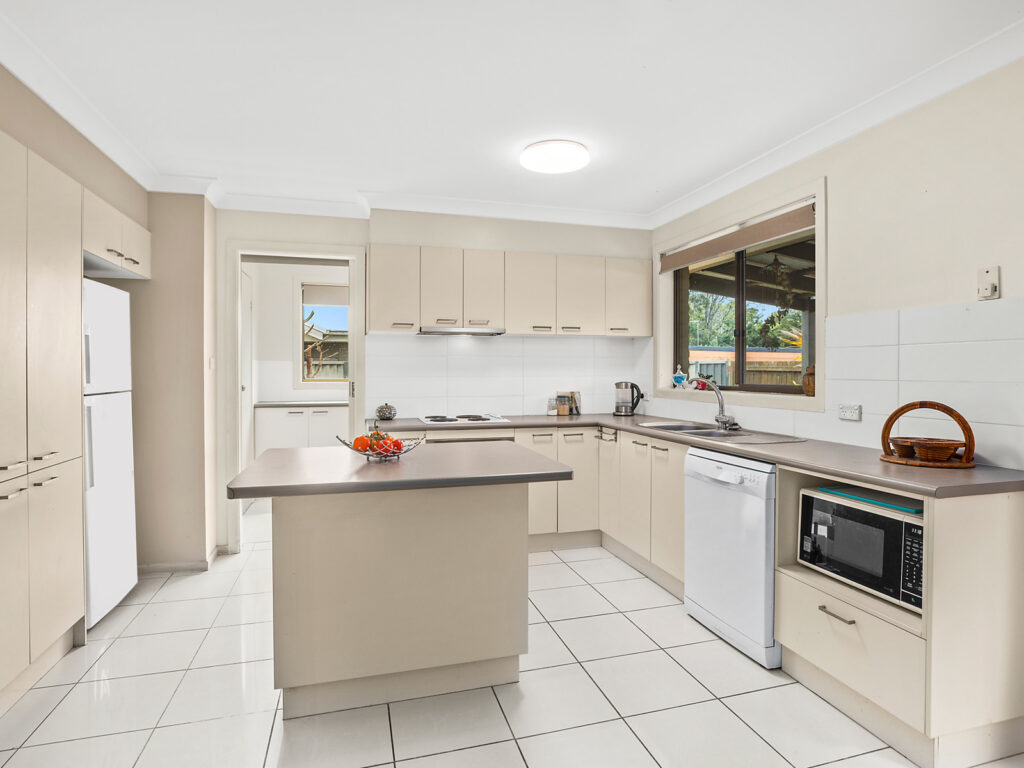 27A Dirrigeree Crescent, Sawtell