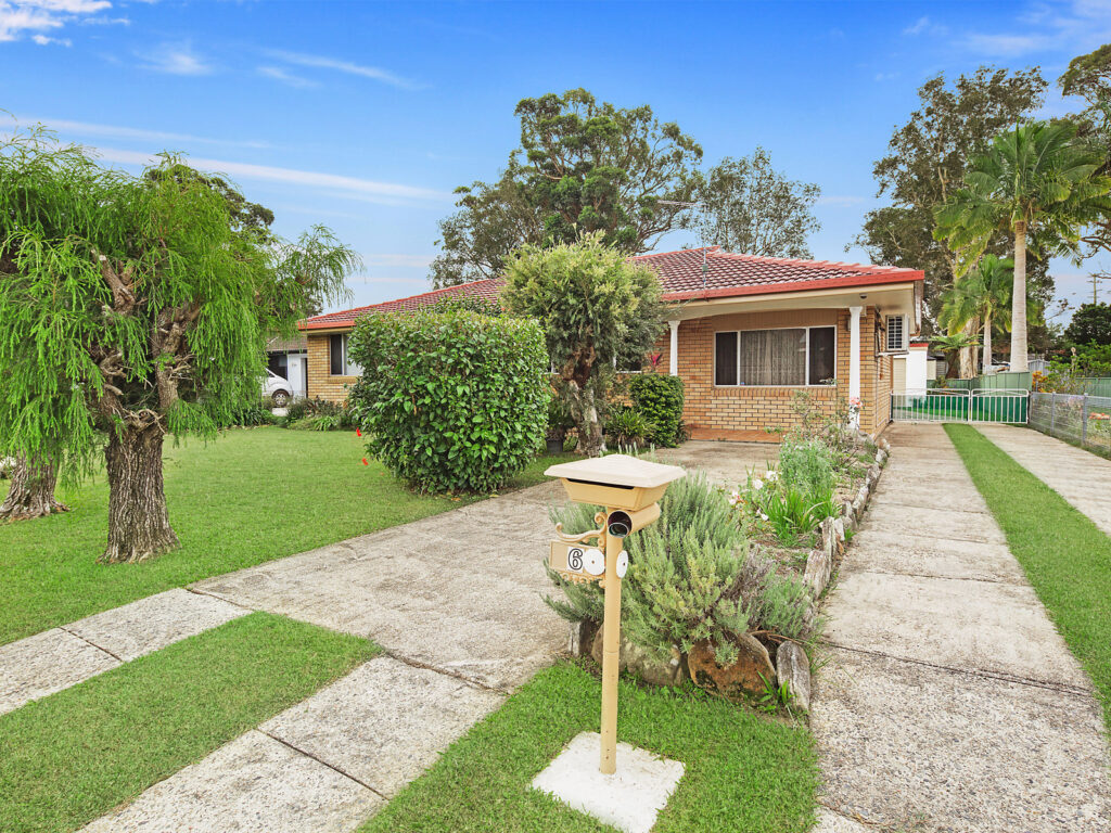 6 Coorabin Crescent, Toormina