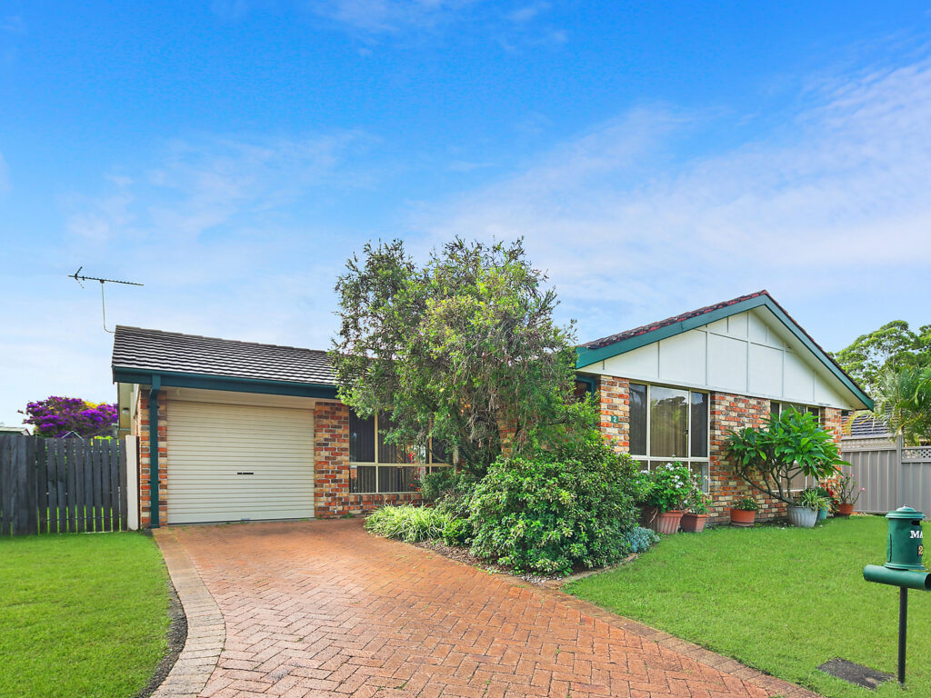 2 Basswood Court, Coffs Harbour