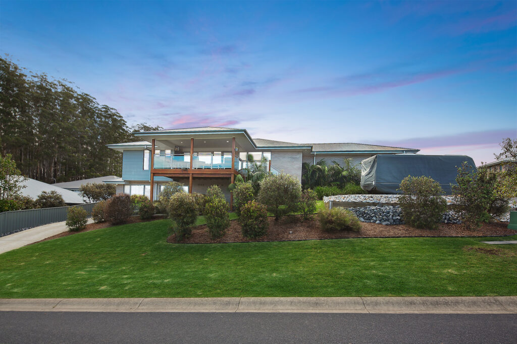 1-1A Banyo Close, Bonville