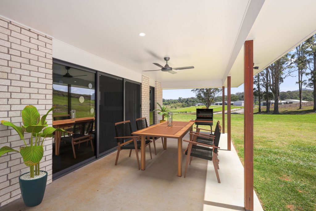 Sold - 19 Saddleback Way - New Property in Newee Creek - Real Estate by Ashlee Downton
