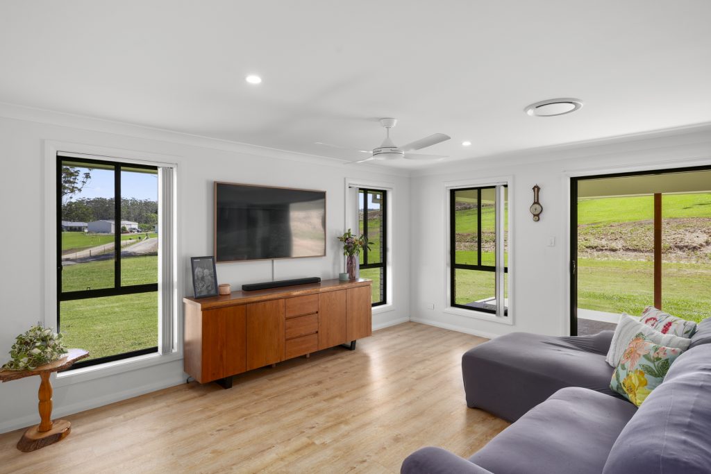 Sold - 19 Saddleback Way - New Property in Newee Creek - Real Estate by Ashlee Downton