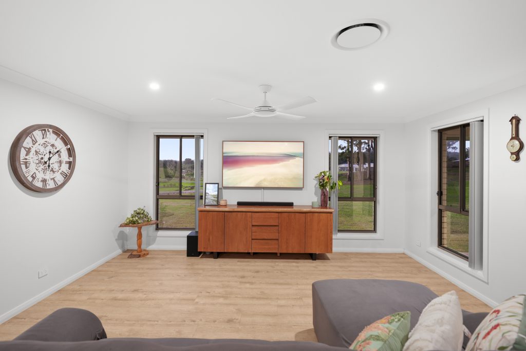 Sold - 19 Saddleback Way - New Property in Newee Creek - Real Estate by Ashlee Downton