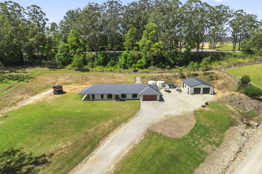 Sold - 19 Saddleback Way - New Property in Newee Creek - Real Estate by Ashlee Downton