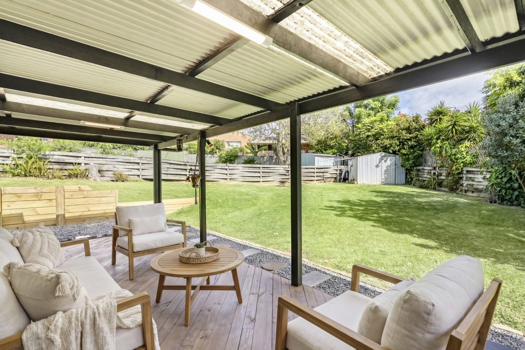 18 Harvie Drive, Boambee East
