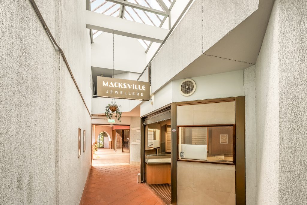 Lease - Shop 2/17 Wallace Street - New Property in Macksville - Real Estate by Asset Management