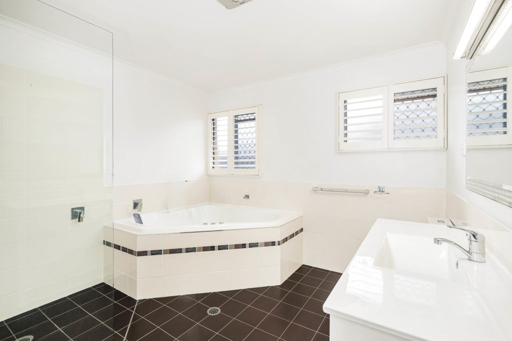Sold - 19 Harvie Drive - New Property in Boambee East - Real Estate by Rebecca Harrington