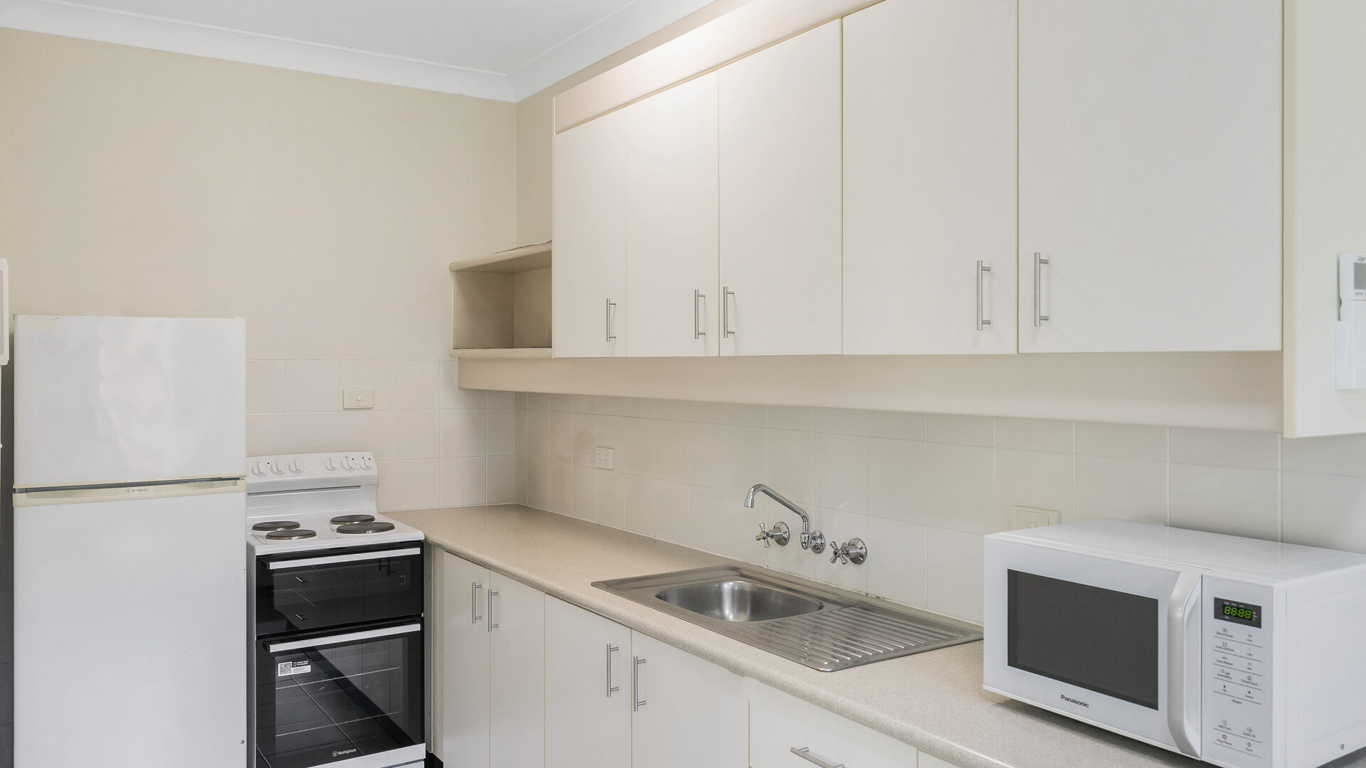 Auction - 10/36 Sandy Beach Road - New Property in Korora - Real Estate by Rebecca Harrington