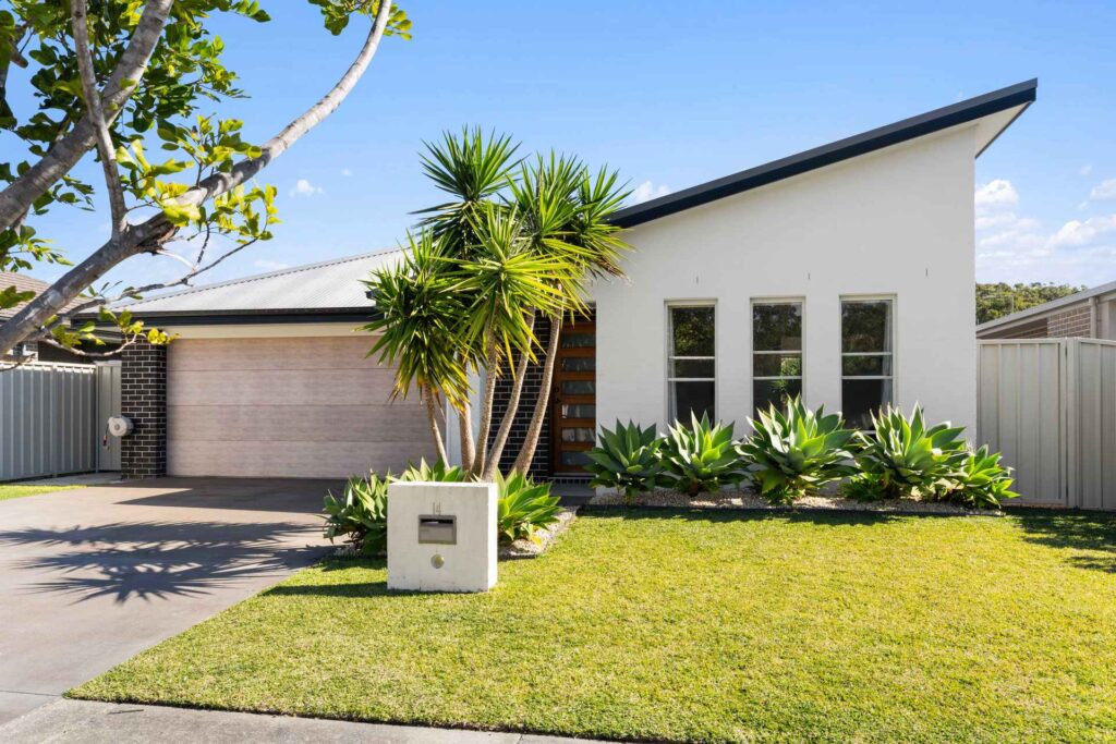 Sold - 14 Broadwater Street - New Property in Sandy Beach - Real Estate by Tom Coombes