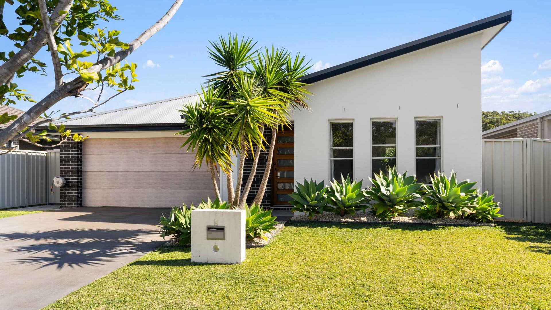 Sold - 14 Broadwater Street - New Property in Sandy Beach - Real Estate by Tom Coombes
