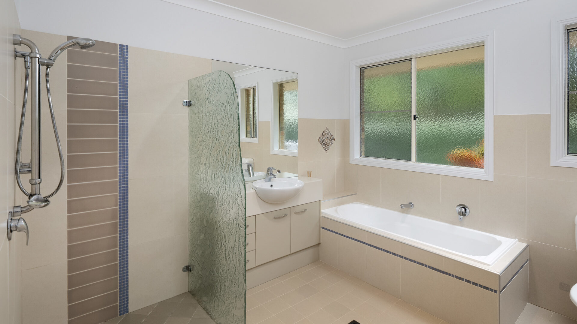 For Sale - 212 Braford Drive - New Property in Bonville - Real Estate by Shayne Long