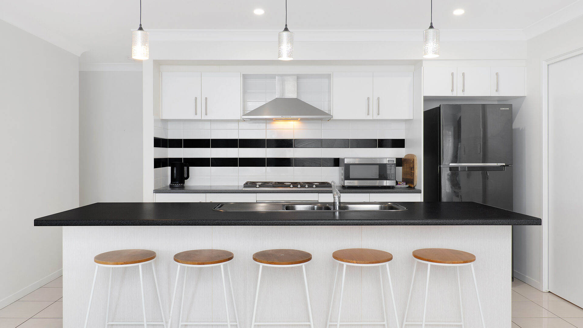 Sold - 17 Rockpool Avenue - New Property in Sandy Beach - Real Estate by Tom Coombes