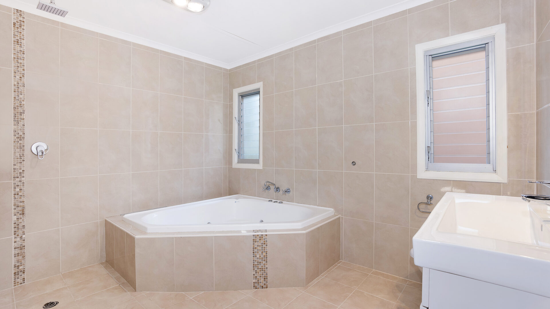 Sold - 9 Lights Street - New Property in Emerald Beach - Real Estate by Tom Coombes