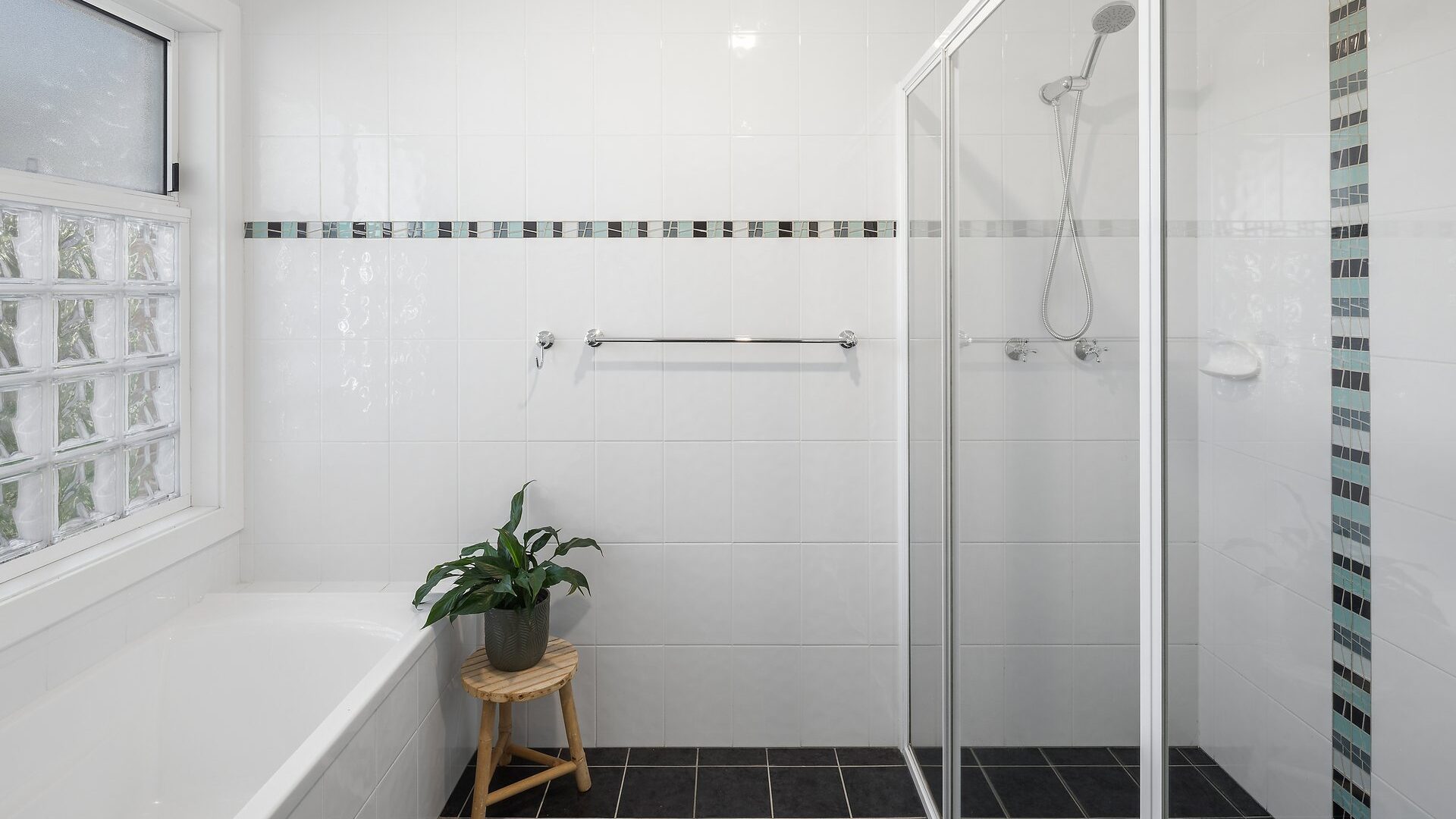 For Sale - 7 Hibiscus Way - New Property in Scotts Head - Real Estate by Ashlee Downton